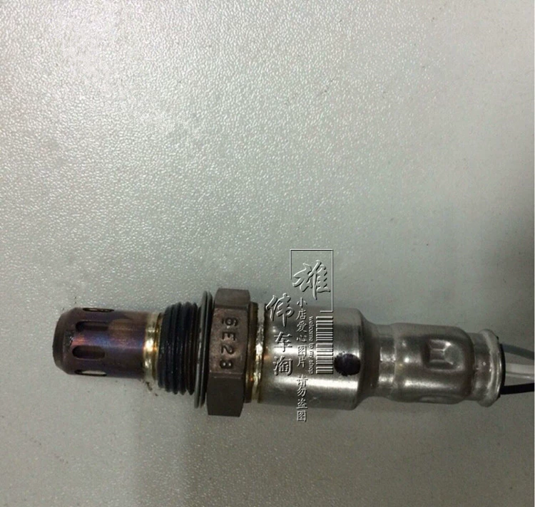 适用于00-05款风度A33A32蓝鸟阳光前后氧传感器三元催化传感器